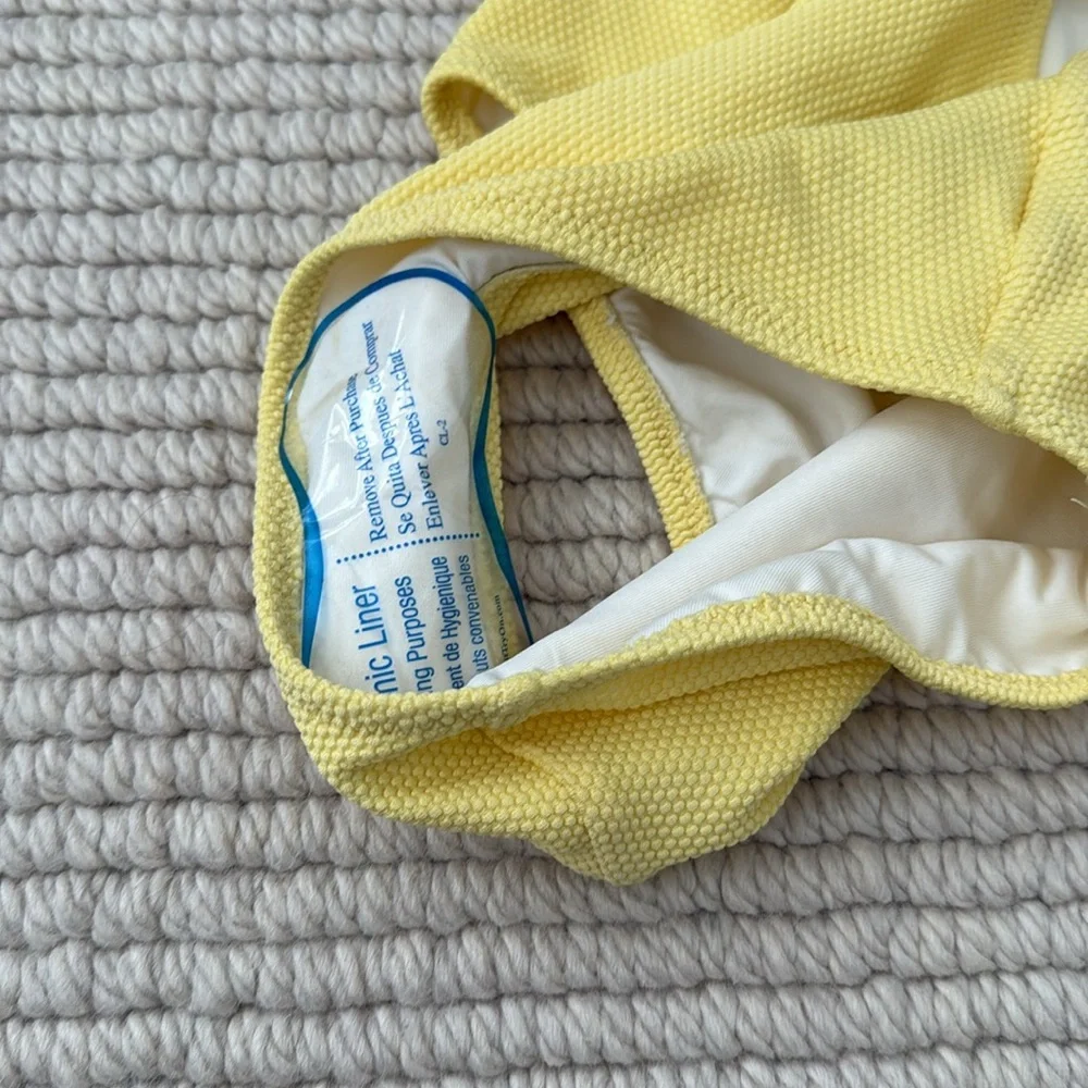 Scallop-Trim One-Shoulder One-Piece Swimsuit for Girls in yellow